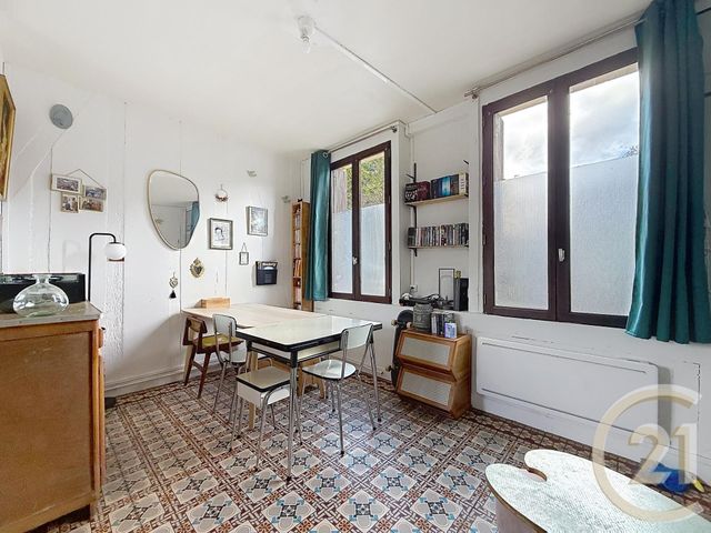 Maison &agrave; vendre - 4 pi&egrave;ces - 75 m2 - Deville Les Rouen - 76 - HAUTE-NORMANDIE
