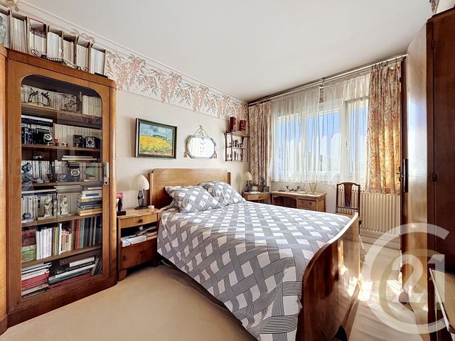 Appartement F5 &agrave; vendre - 5 pi&egrave;ces - 92,54 m2 - Deville Les Rouen - 76 - HAUTE-NORMANDIE