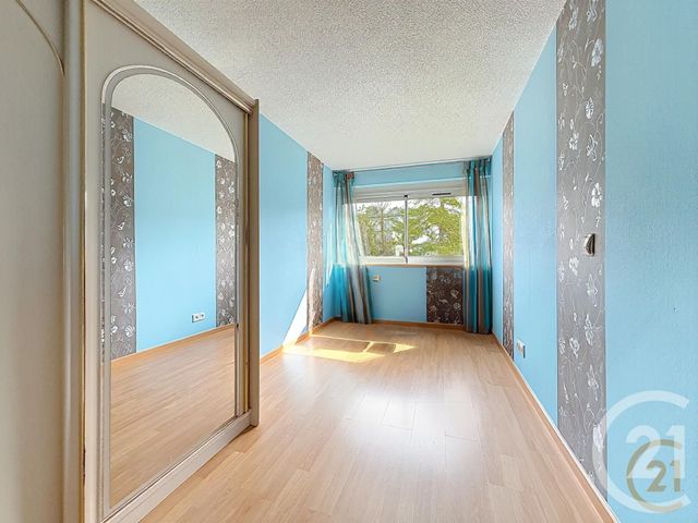 Appartement F4 &agrave; vendre - 4 pi&egrave;ces - 75,70 m2 - Deville Les Rouen - 76 - HAUTE-NORMANDIE