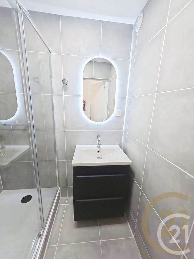 Appartement F4 &agrave; louer - 4 pi&egrave;ces - 80,56 m2 - Mont St Aignan - 76 - HAUTE-NORMANDIE