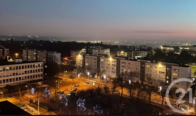 Appartement F4 &agrave; louer - 4 pi&egrave;ces - 80,56 m2 - Mont St Aignan - 76 - HAUTE-NORMANDIE