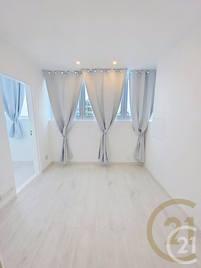 Appartement F4 &agrave; louer - 4 pi&egrave;ces - 80,56 m2 - Mont St Aignan - 76 - HAUTE-NORMANDIE