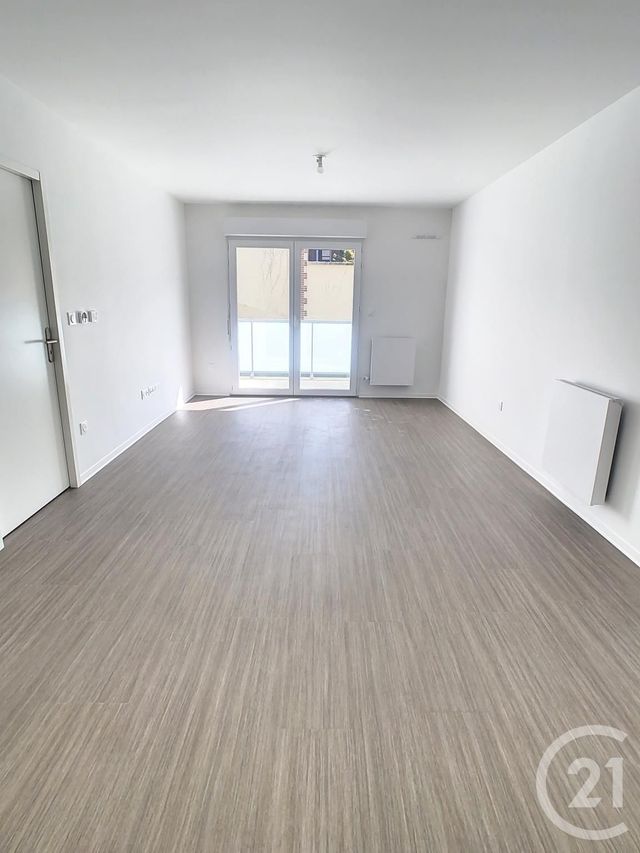 Appartement F2 &agrave; louer - 2 pi&egrave;ces - 40,92 m2 - Deville Les Rouen - 76 - HAUTE-NORMANDIE