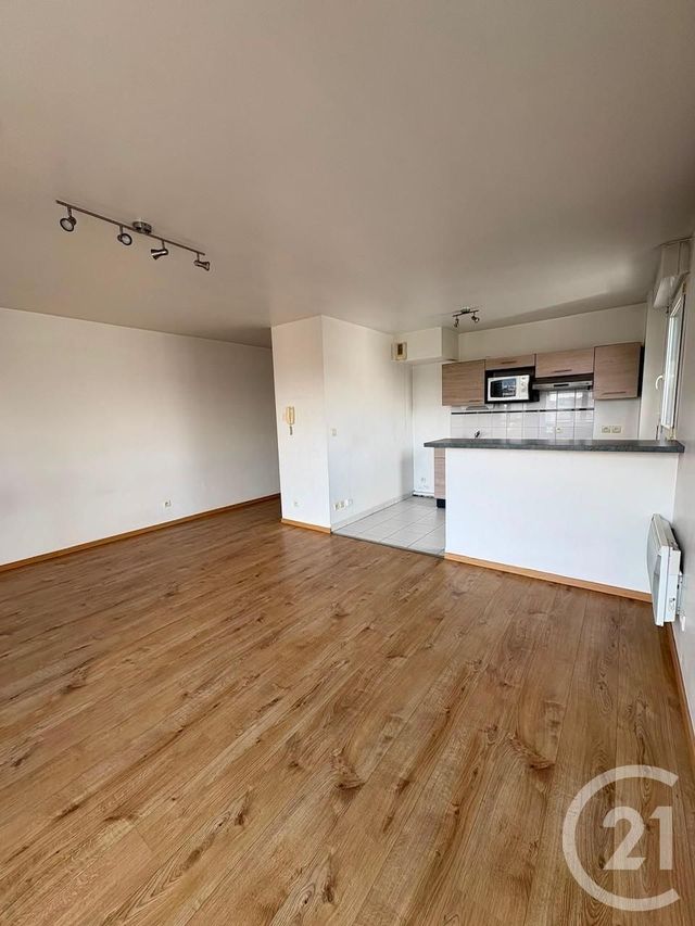 Appartement F3 &agrave; louer - 3 pi&egrave;ces - 62,10 m2 - Rouen - 76 - HAUTE-NORMANDIE