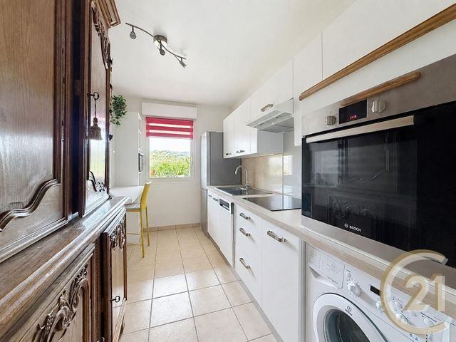 Appartement F3 &agrave; vendre - 3 pi&egrave;ces - 66,83 m2 - Deville Les Rouen - 76 - HAUTE-NORMANDIE