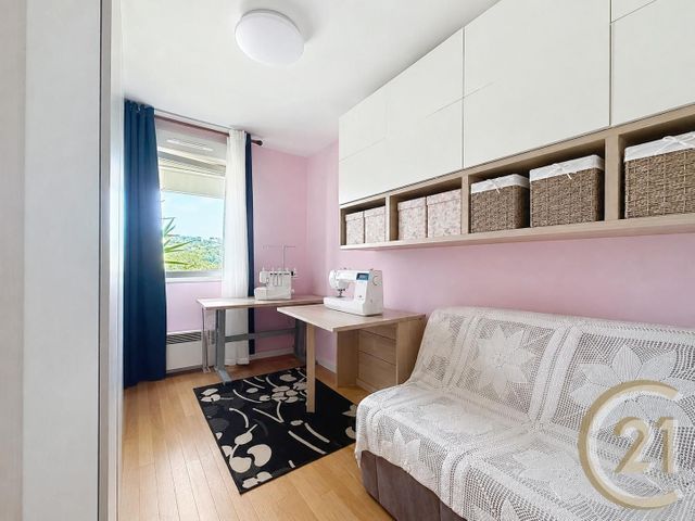 Appartement F3 &agrave; vendre - 3 pi&egrave;ces - 66,83 m2 - Deville Les Rouen - 76 - HAUTE-NORMANDIE