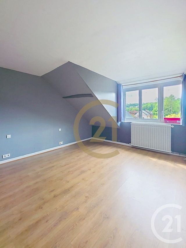 Appartement F5 &agrave; louer - 5 pi&egrave;ces - 139,27 m2 - Malaunay - 76 - HAUTE-NORMANDIE
