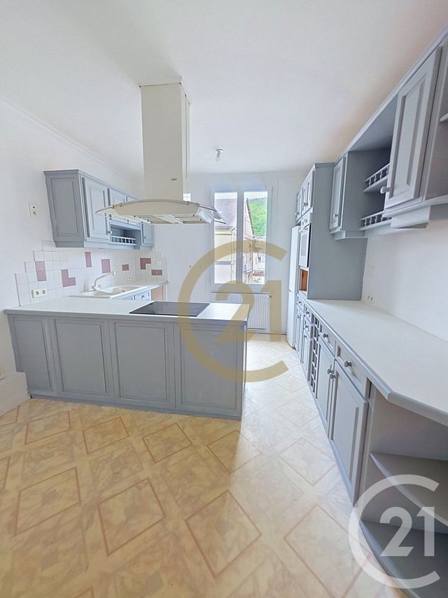 Appartement F5 &agrave; louer - 5 pi&egrave;ces - 139,27 m2 - Malaunay - 76 - HAUTE-NORMANDIE