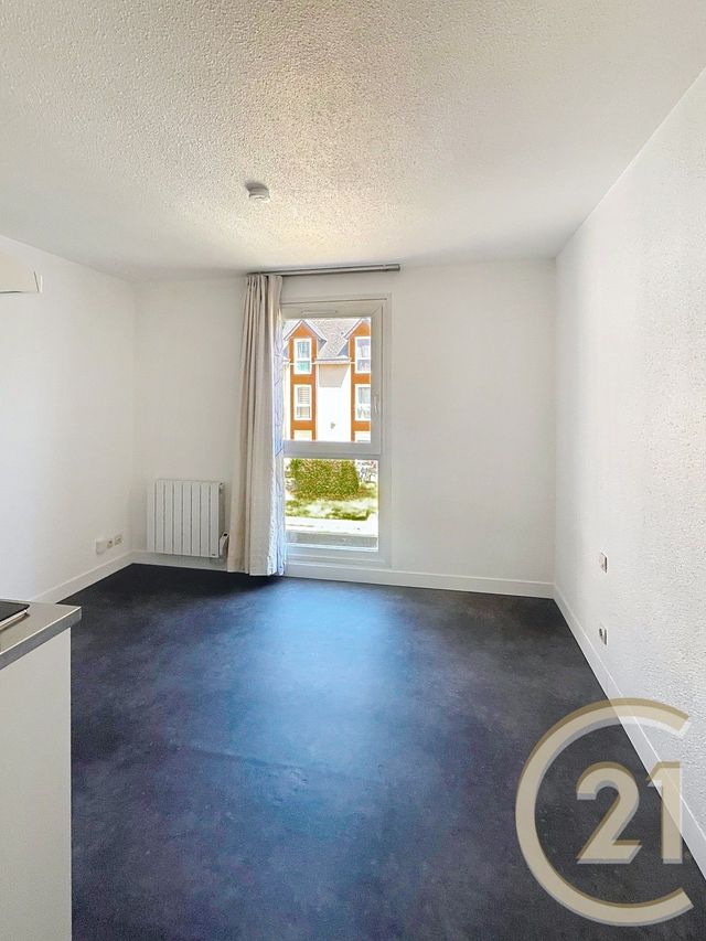 Appartement F1 &agrave; louer - 1 pi&egrave;ce - 15,01 m2 - Deville Les Rouen - 76 - HAUTE-NORMANDIE
