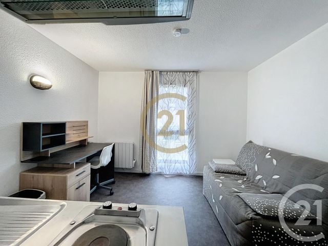 Appartement F1 &agrave; louer - 1 pi&egrave;ce - 15,01 m2 - Deville Les Rouen - 76 - HAUTE-NORMANDIE