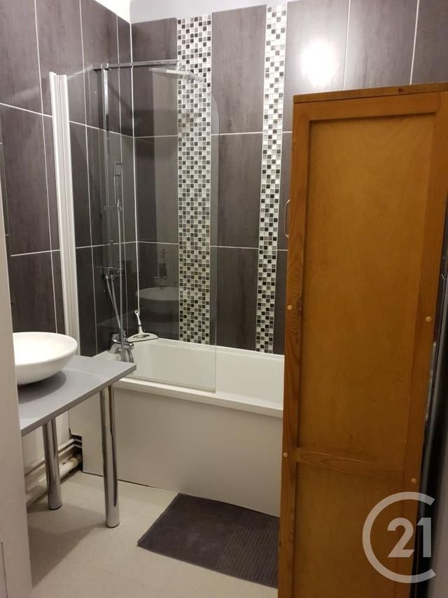 Appartement F2 &agrave; louer - 2 pi&egrave;ces - 46,22 m2 - Deville Les Rouen - 76 - HAUTE-NORMANDIE