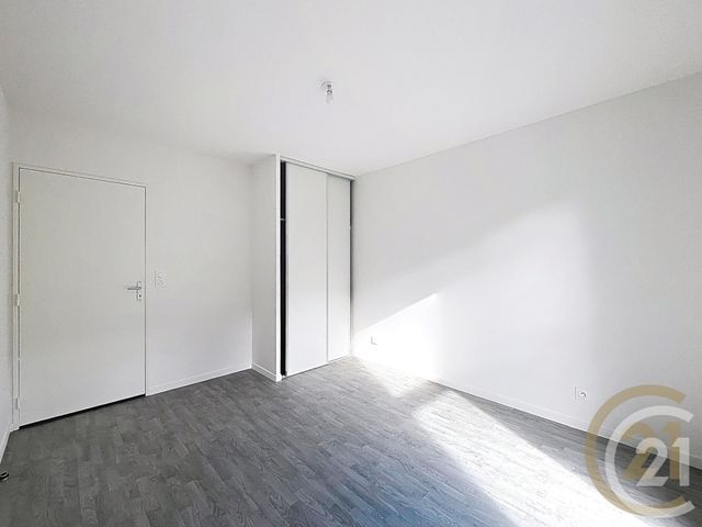 Appartement F3 &agrave; louer - 3 pi&egrave;ces - 64,54 m2 - Deville Les Rouen - 76 - HAUTE-NORMANDIE