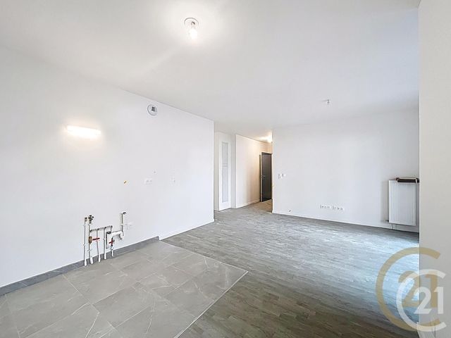 Appartement F3 &agrave; louer - 3 pi&egrave;ces - 64,54 m2 - Deville Les Rouen - 76 - HAUTE-NORMANDIE