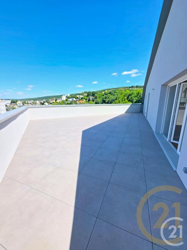 Appartement F4 &agrave; louer - 5 pi&egrave;ces - 115,60 m2 - Notre Dame De Bondeville - 76 - HAUTE-NORMANDIE