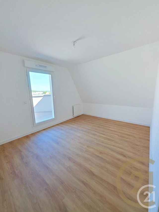 Appartement F4 &agrave; louer - 5 pi&egrave;ces - 115,60 m2 - Notre Dame De Bondeville - 76 - HAUTE-NORMANDIE