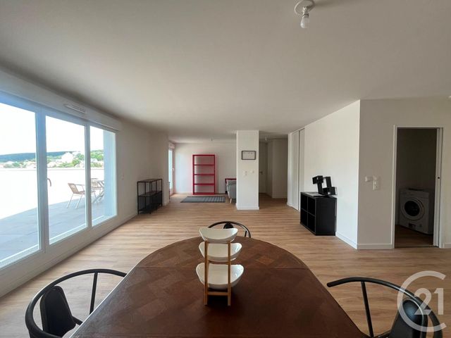 Appartement F4 &agrave; louer - 5 pi&egrave;ces - 115,60 m2 - Notre Dame De Bondeville - 76 - HAUTE-NORMANDIE