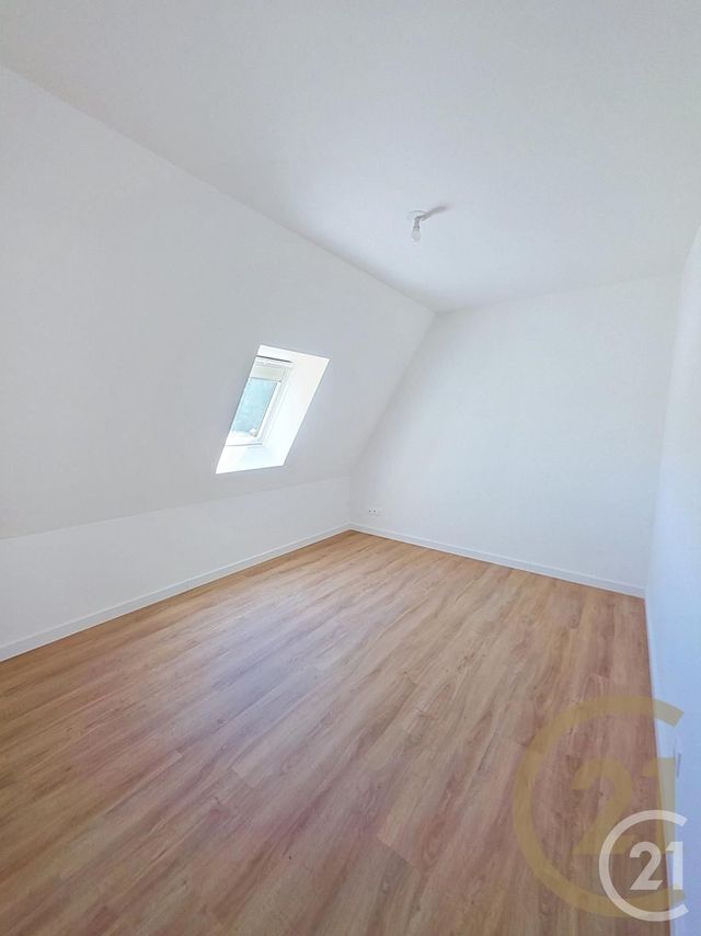 Appartement F4 &agrave; louer - 5 pi&egrave;ces - 115,60 m2 - Notre Dame De Bondeville - 76 - HAUTE-NORMANDIE
