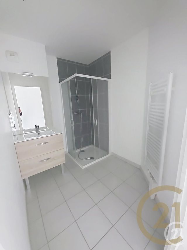 Appartement F2 &agrave; louer - 2 pi&egrave;ces - 40,49 m2 - Mont St Aignan - 76 - HAUTE-NORMANDIE