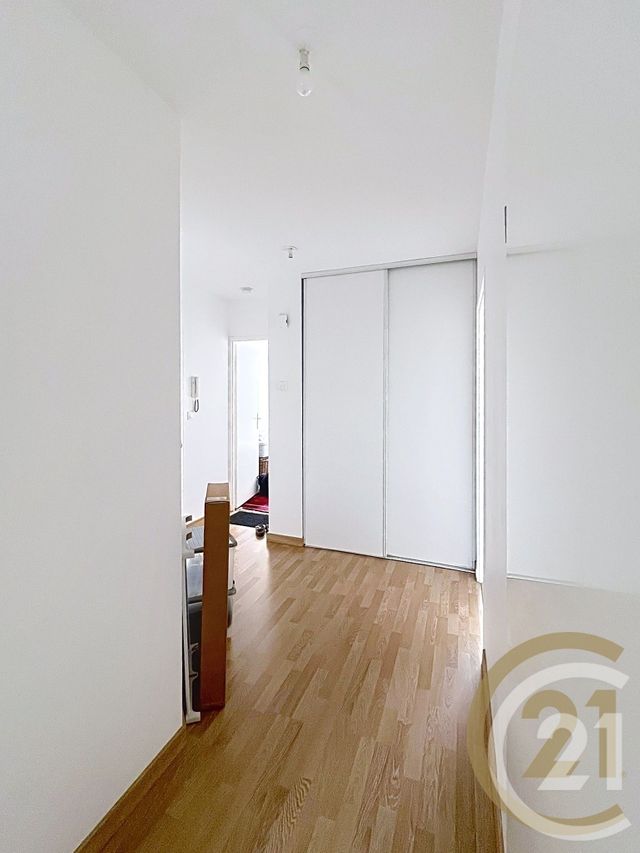 Appartement F3 &agrave; louer - 5 pi&egrave;ces - 86 m2 - Deville Les Rouen - 76 - HAUTE-NORMANDIE