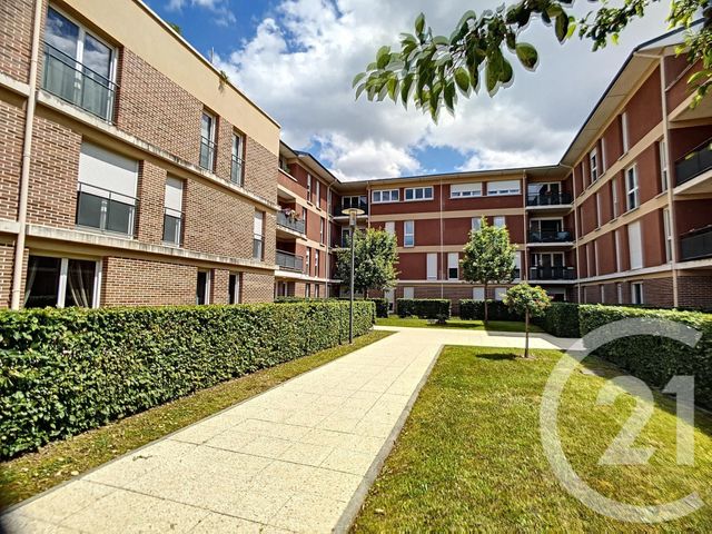 Appartement F3 &agrave; louer - 5 pi&egrave;ces - 86 m2 - Deville Les Rouen - 76 - HAUTE-NORMANDIE