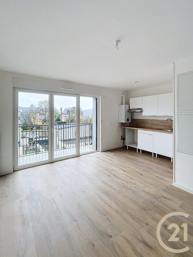 Appartement F3 &agrave; louer - 3 pi&egrave;ces - 55,15 m2 - Deville Les Rouen - 76 - HAUTE-NORMANDIE