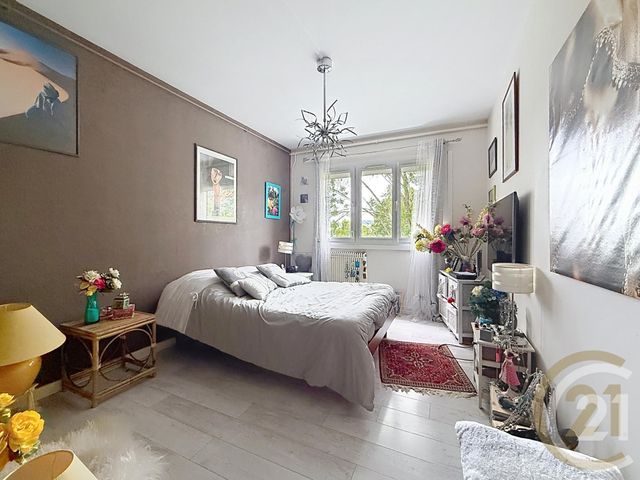 Appartement F4 &agrave; vendre - 4 pi&egrave;ces - 80,59 m2 - Deville Les Rouen - 76 - HAUTE-NORMANDIE