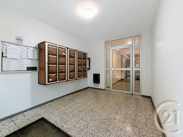 Appartement F4 &agrave; vendre - 4 pi&egrave;ces - 80,59 m2 - Deville Les Rouen - 76 - HAUTE-NORMANDIE