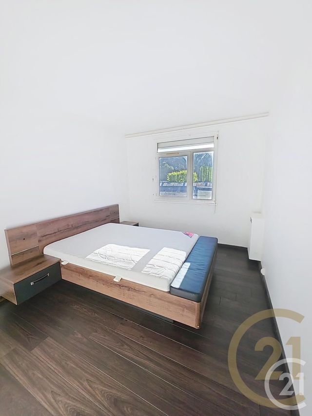 Appartement F3 &agrave; louer - 3 pi&egrave;ces - 55,93 m2 - Deville Les Rouen - 76 - HAUTE-NORMANDIE