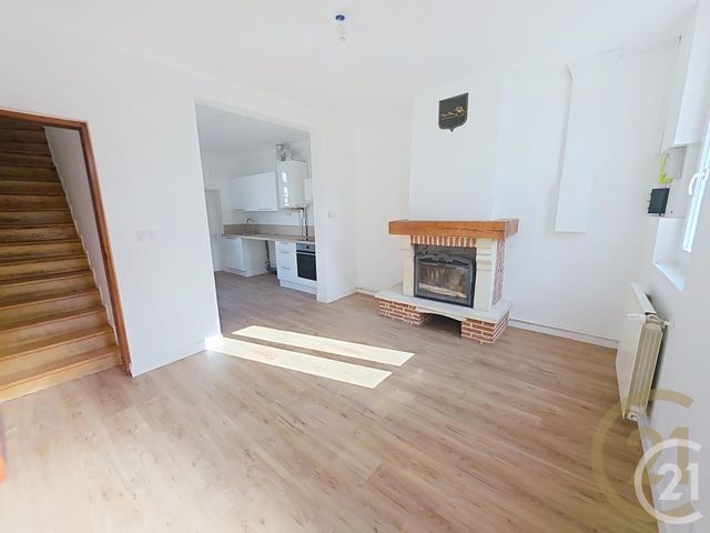 Maison &agrave; louer - 3 pi&egrave;ces - 70,09 m2 - Deville Les Rouen - 76 - HAUTE-NORMANDIE