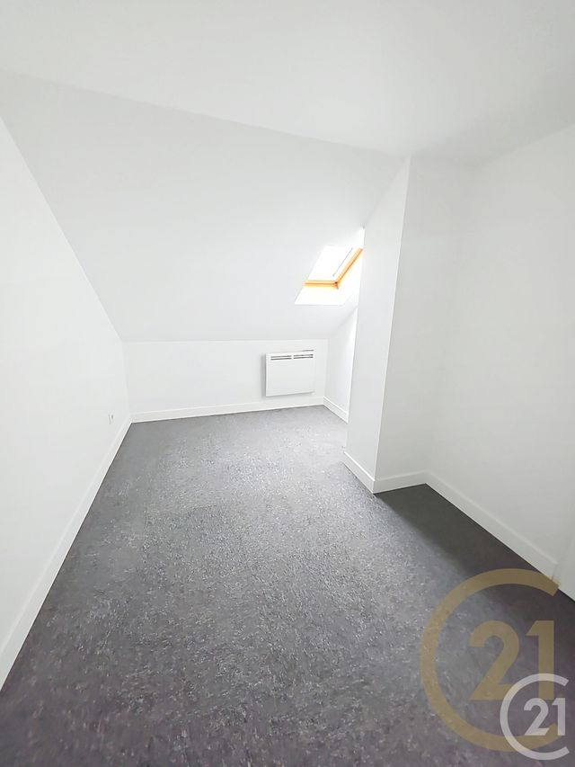 Maison &agrave; louer - 3 pi&egrave;ces - 60,50 m2 - Deville Les Rouen - 76 - HAUTE-NORMANDIE
