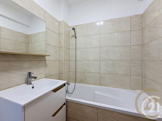 Immeuble &agrave; vendre - 139 m2 - Malaunay - 76 - HAUTE-NORMANDIE