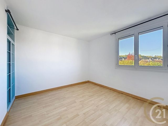 Appartement F4 &agrave; louer - 4 pi&egrave;ces - 70,24 m2 - Maromme - 76 - HAUTE-NORMANDIE