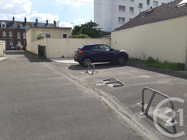 Afficher la photo en grand Parking à vendre - 60 m2 - ROUEN - 76 - HAUTE-NORMANDIE