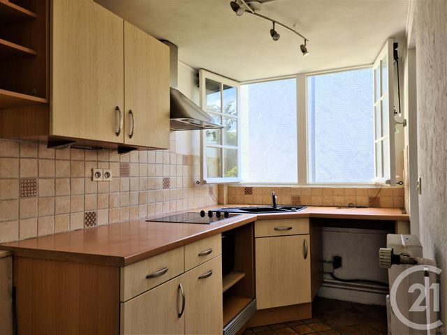 Afficher la photo en grand Appartement à louer - 2 pièces - 65 m2 - ROUEN - 76 - HAUTE-NORMANDIE
