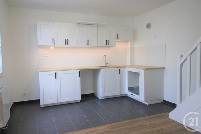 Afficher la photo en grand Maison à vendre - 5 pièces - 93,40 m2 - SOTTEVILLE LES ROUEN - 76 - HAUTE-NORMANDIE