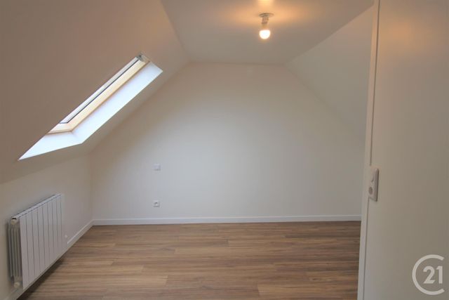 Afficher la photo en grand Maison à vendre - 5 pièces - 93,40 m2 - SOTTEVILLE LES ROUEN - 76 - HAUTE-NORMANDIE