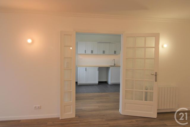 Afficher la photo en grand Maison à vendre - 5 pièces - 93,40 m2 - SOTTEVILLE LES ROUEN - 76 - HAUTE-NORMANDIE