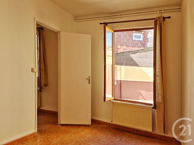 Afficher la photo en grand Appartement F2 à louer - 2 pièces - 37,88 m2 - LE PETIT QUEVILLY - 76 - HAUTE-NORMANDIE
