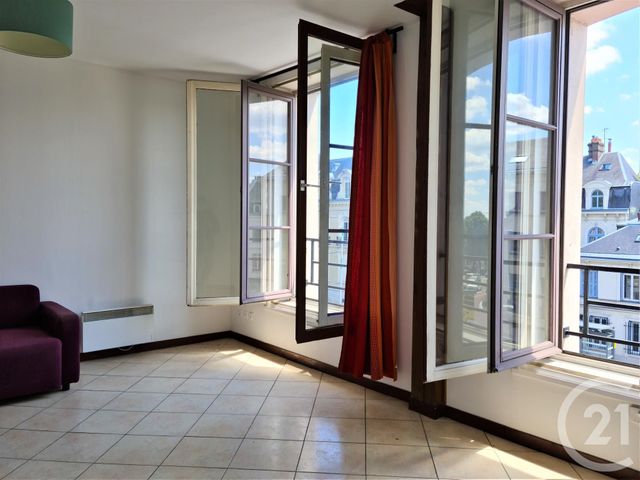 Afficher la photo en grand Appartement F1 à louer - 1 pièce - 34 m2 - ROUEN - 76 - HAUTE-NORMANDIE