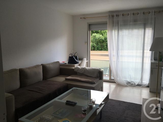 Afficher la photo en grand Appartement F1 à vendre - 1 pièce - 29,90 m2 - ROUEN - 76 - HAUTE-NORMANDIE