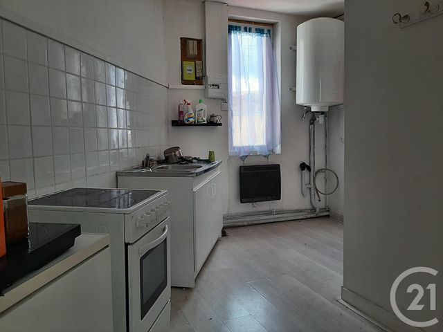 Afficher la photo en grand Immeuble à vendre - 200 m2 - LE PETIT QUEVILLY - 76 - HAUTE-NORMANDIE