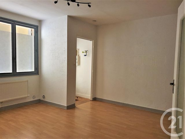 Afficher la photo en grand Appartement F1 à louer - 1 pièce - 27 m2 - ROUEN - 76 - HAUTE-NORMANDIE