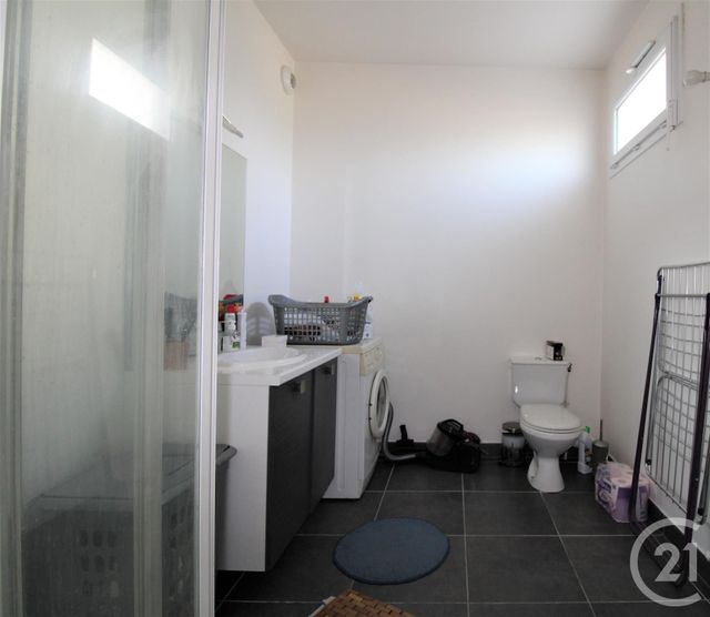 Afficher la photo en grand Appartement F2 à vendre - 2 pièces - 41,11 m2 - AMFREVILLE LA MI VOIE - 76 - HAUTE-NORMANDIE