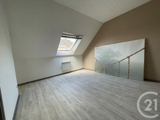 Afficher la photo en grand Maison à louer - 5 pièces - 100 m2 - LE PETIT QUEVILLY - 76 - HAUTE-NORMANDIE