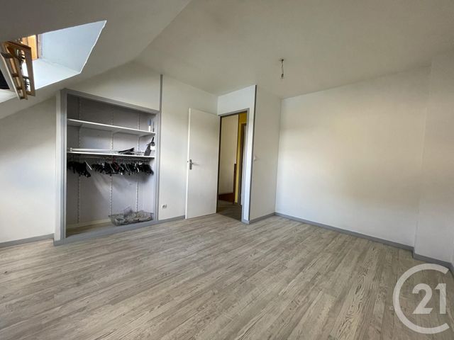 Afficher la photo en grand Maison à louer - 5 pièces - 100 m2 - LE PETIT QUEVILLY - 76 - HAUTE-NORMANDIE