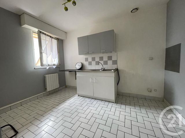 Afficher la photo en grand Maison à louer - 5 pièces - 100 m2 - LE PETIT QUEVILLY - 76 - HAUTE-NORMANDIE