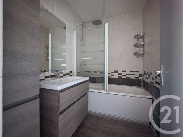 Appartement T5 à vendre - 5 pièces - 74,93 m2 - Rouen - 76 - HAUTE-NORMANDIE