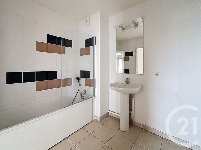 Appartement T3 &agrave; vendre - 3 pi&egrave;ces - 64 m2 - Sotteville Les Rouen - 76 - HAUTE-NORMANDIE