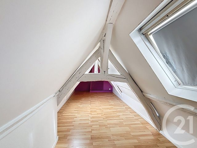 Afficher la photo en grand Maison à vendre - 3 pièces - 73 m2 - Petit Couronne - 76 - HAUTE-NORMANDIE