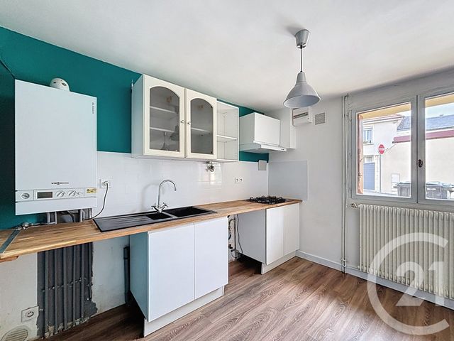 Afficher la photo en grand Maison à vendre - 3 pièces - 73 m2 - Petit Couronne - 76 - HAUTE-NORMANDIE